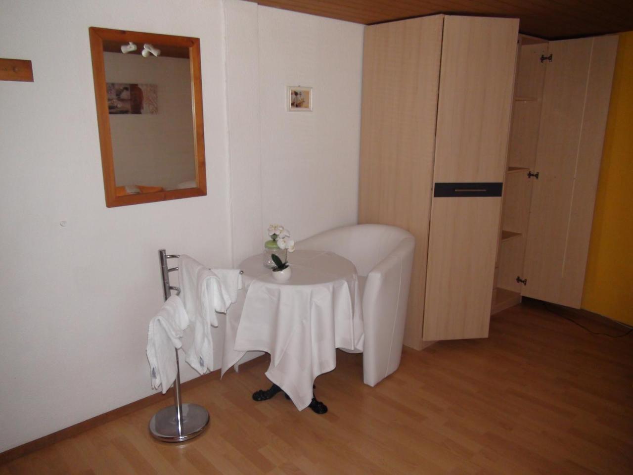Bed and Breakfast Freihof Embrach Esterno foto